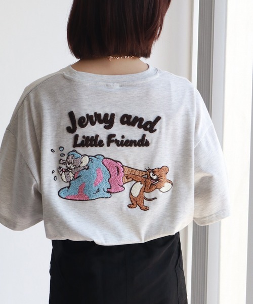 Tom&Jerry(トムアンドジェリー)の「【Tom & Jerry/トム & ジェリー】 アートワークデザイン サガラ刺繍 半袖 Tシャツ(Tシャツ/カットソー・レディース・ダークネイビー/ミント/オートミール/イエロー・M/L)」の6枚目の写真