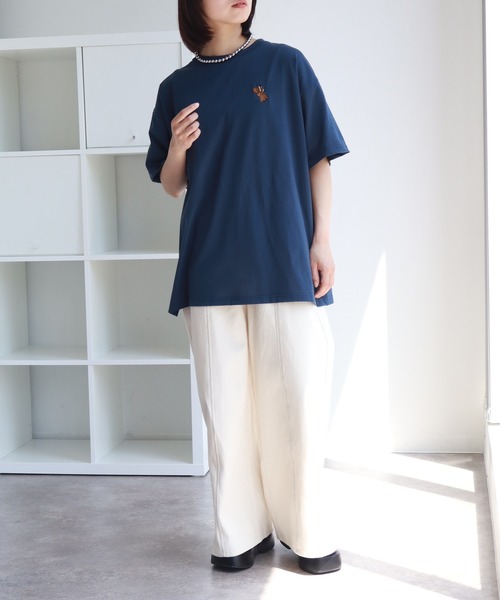 Tom&Jerry(トムアンドジェリー)の「【Tom & Jerry/トム & ジェリー】 アートワークデザイン サガラ刺繍 半袖 Tシャツ(Tシャツ/カットソー・レディース・ダークネイビー/ミント/オートミール/イエロー・M/L)」の17枚目の写真