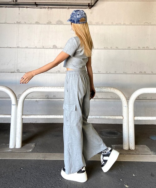 non-hedge(ノンヘッジ)の「シルバープレートTシャツカーゴパンツセットアップ(セットアップ・レディース・グレー/オフホワイト/ブラック/カーキ・FREE)」の21枚目の写真