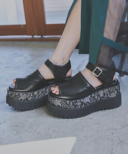 HARE（ハレ）の「ガラソールボリュームサンダル(HARE)（サンダル・レディース・グレー/ブラック・MEDIUM/LARGE）」の15枚目の写真