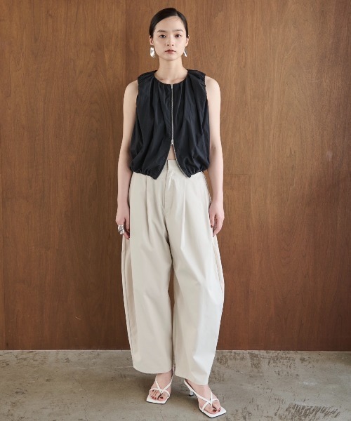 AIC.（エーアイシー）の「ダブルジップドロストノースリトップス（ベスト・レディース・キナリ/ブラック・FREE）」の11枚目の写真