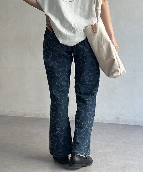 CPCM(シーピーシーエム)の「フラワーフレアデニムパンツ(デニムパンツ・メンズ・ネイビー・SMALL/MEDIUM/LARGE)」の9枚目の写真
