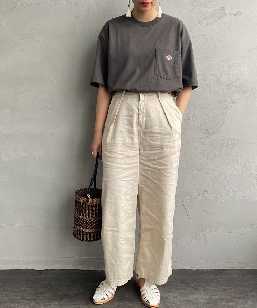 DANTON（ダントン）の「[DANTON/ダントン] ワンポイントロゴ ポケットTシャツ（Tシャツ/カットソー・レディース・グレイッシュベージュ/サックスブルー/アイボリー/ブラック/ダークグリーン/チャコールグレー/ライトグレー/ホワイト/ネイビー・S/M/L/XL/XXL）」の16枚目の写真