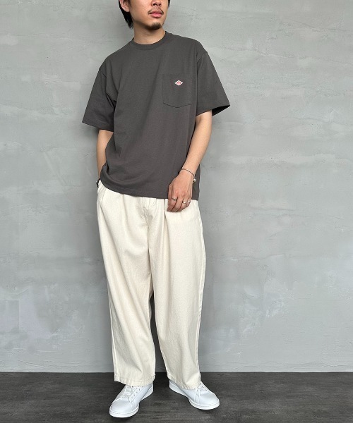 DANTON（ダントン）の「[DANTON/ダントン] ワンポイントロゴ ポケットTシャツ（Tシャツ/カットソー・レディース・グレイッシュベージュ/サックスブルー/アイボリー/ブラック/ダークグリーン/チャコールグレー/ライトグレー/ホワイト/ネイビー・S/M/L/XL/XXL）」の18枚目の写真