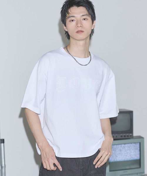 MSG(エムエスジー)の「ヴィンテージライクスローガンロゴパッチTシャツ【UNISEX】(Tシャツ/カットソー・メンズ・ホワイト/ブラック/ブラック系/ブラック系その他/ホワイト系その他・XL/L/M/S)」の1枚目の写真