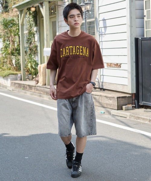 WEGO(ウィゴー)の「WEGO/サガラワッペンロゴBIG T(Tシャツ/カットソー・メンズ・ブラウン/ホワイト/アッシュグレー/ダークグリーン/ブラック・MEDIUM/LARGE)」の8枚目の写真