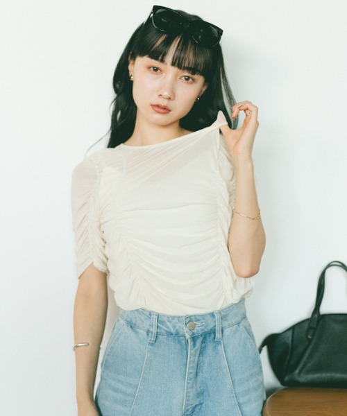 VANNIE U（ヴァニーユー）の「ギャザーチュールシアートップス（Tシャツ/カットソー・レディース・アイボリー/ブラック/ピンク・FREE）」の15枚目の写真