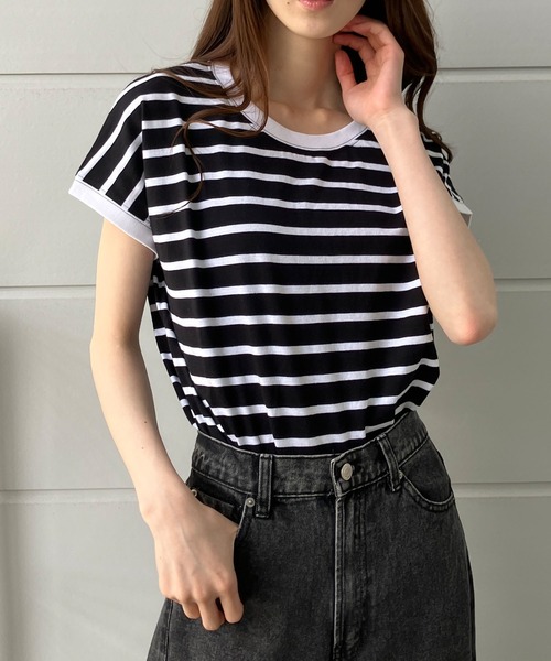 GLAMOROUS JANE(グラマラスジェーン)の「ボーダーフレンチスリーブTシャツ(Tシャツ/カットソー・レディース・ブラック×ホワイト/ホワイト×ブラック/ホワイト×ネイビー・M)」の1枚目の写真