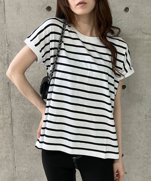 GLAMOROUS JANE(グラマラスジェーン)の「ボーダーフレンチスリーブTシャツ(Tシャツ/カットソー・レディース・ブラック×ホワイト/ホワイト×ブラック/ホワイト×ネイビー・M)」の4枚目の写真