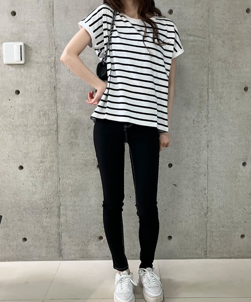GLAMOROUS JANE(グラマラスジェーン)の「ボーダーフレンチスリーブTシャツ(Tシャツ/カットソー・レディース・ブラック×ホワイト/ホワイト×ブラック/ホワイト×ネイビー・M)」の8枚目の写真