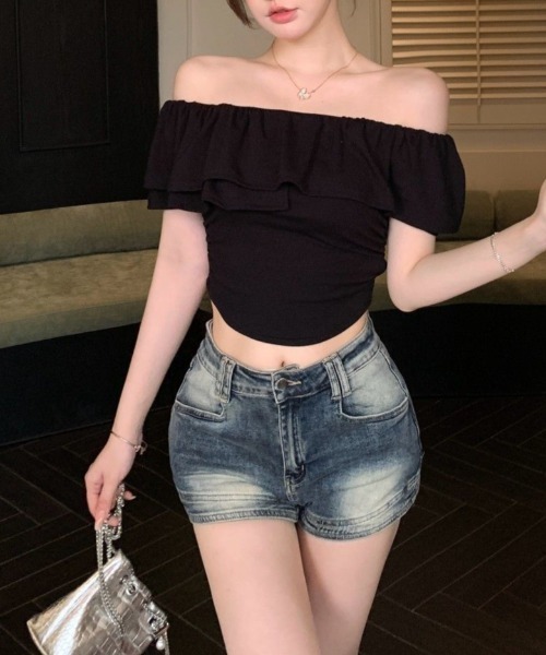 Mejoul(メジュール)の「フリルオフショルコンパクト半袖トップス(Tシャツ/カットソー・レディース・ピンク/ホワイト/ブラック/ブルー・M/S/L)」の11枚目の写真