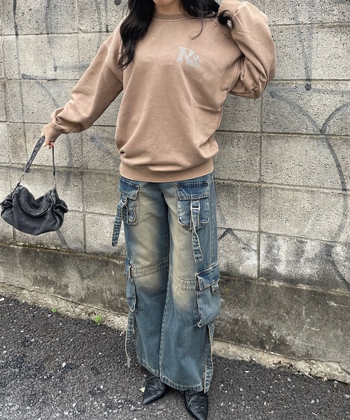ROGER AND RAW(ロジャーアンドロウ)の「ラインストーン付きダメージスウェットプルオーバー(スウェット・レディース・ブラック/ホワイト/レッド/ベージュ・FREE)」の18枚目の写真