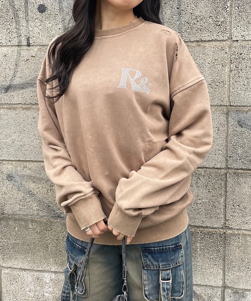 ROGER AND RAW(ロジャーアンドロウ)の「ラインストーン付きダメージスウェットプルオーバー(スウェット・レディース・ブラック/ホワイト/レッド/ベージュ・FREE)」の19枚目の写真