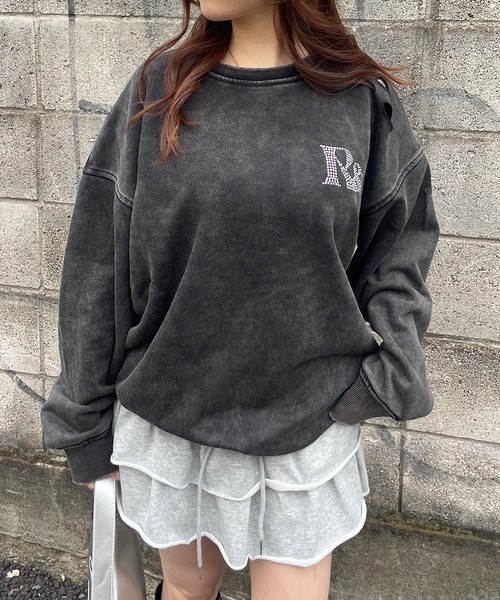 ROGER AND RAW(ロジャーアンドロウ)の「ラインストーン付きダメージスウェットプルオーバー(スウェット・レディース・ブラック/ホワイト/レッド/ベージュ・FREE)」の14枚目の写真