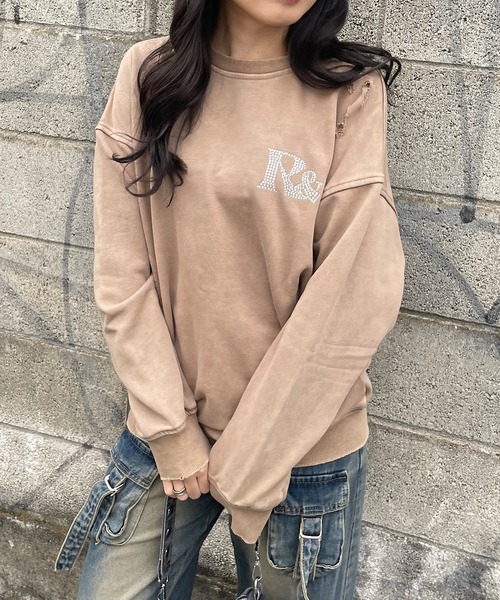 ROGER AND RAW(ロジャーアンドロウ)の「ラインストーン付きダメージスウェットプルオーバー(スウェット・レディース・ブラック/ホワイト/レッド/ベージュ・FREE)」の5枚目の写真