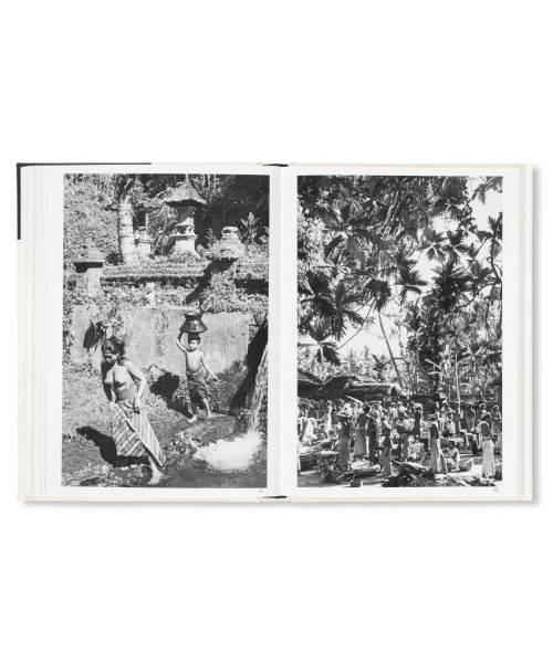 HENRI CARTIER-BRESSON, THE DECISIVE MOMENT by Henri Cartier