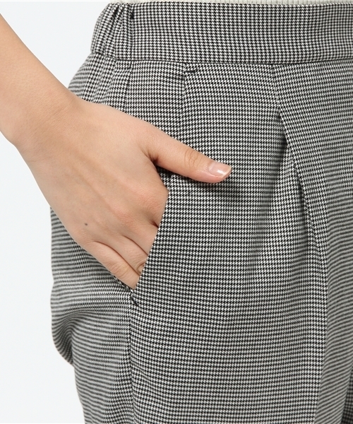 VIS(ビス)の「裏起毛タックパンツ(その他パンツ・レディース・ブラウン/ブラック系その他/ブラック・MEDIUM/SMALL)」の9枚目の写真