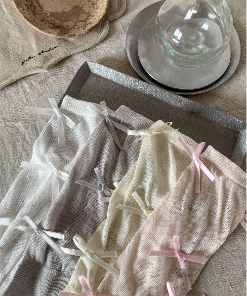 aimoha(アイモハ)の「【aimoha-KIDS-】サイドリボン付きミドルソックス(ソックス/靴下・キッズ・グレー/ピンク/ホワイト/イエロー・SMALL/MEDIUM/LARGE)」の13枚目の写真