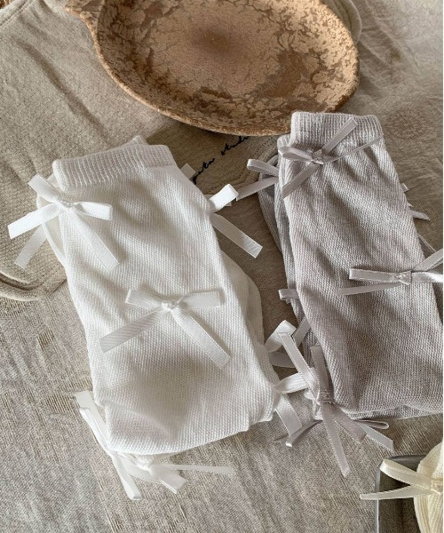 aimoha(アイモハ)の「【aimoha-KIDS-】サイドリボン付きミドルソックス(ソックス/靴下・キッズ・グレー/ピンク/ホワイト/イエロー・SMALL/MEDIUM/LARGE)」の9枚目の写真