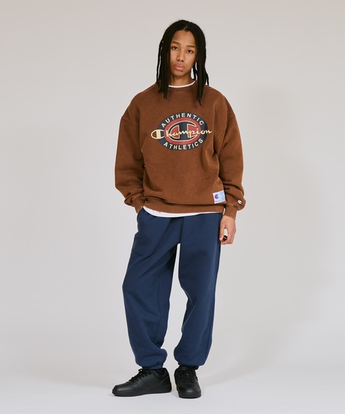 Champion(チャンピオン)の「【Champion/チャンピオン】メンズ アクションスタイル クルーネックスウェットシャツ(スウェット・メンズ・ブラウン/ブラック/ダークグリーン・X-LARGE/MEDIUM/LARGE)」の20枚目の写真