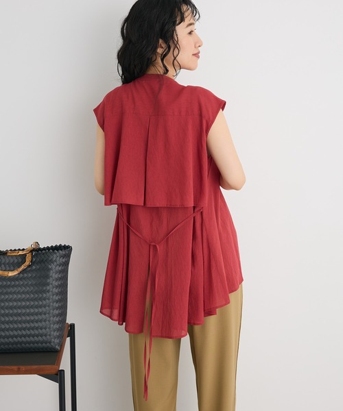 CRAFT STANDARD BOUTIQUE(クラフトスタンダードブティック)の「ヴィンテージボイルバックデザインブラウス(シャツ/ブラウス・レディース・ベージュ/チャコールグレー/ホワイト/レッド・FREE)」の4枚目の写真