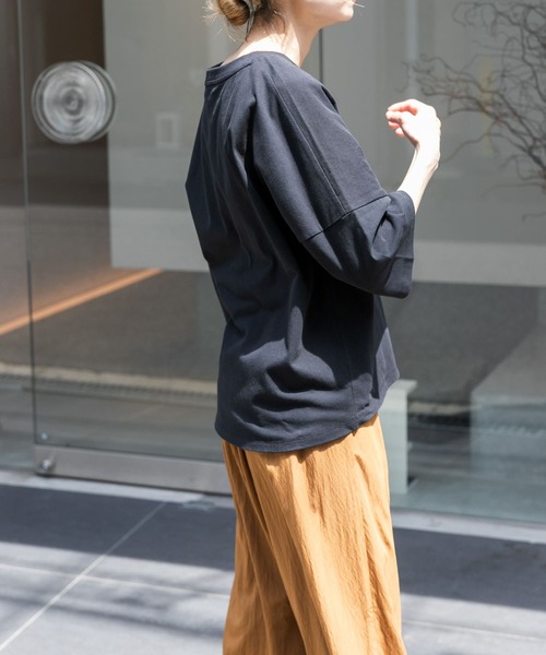 FORK&SPOON（フォークアンドスプーン）の「FORK&SPOON　ハイツイストコットンワイドTシャツ（Tシャツ/カットソー・レディース・ブラウン/ブラック/オフホワイト・1）」の14枚目の写真