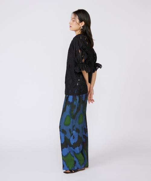 INED(イネド)の「トルコレースブラウス《la veille by SUPERIOR CLOSET》(シャツ/ブラウス・レディース・ブラック/オフホワイト・9号)」の4枚目の写真