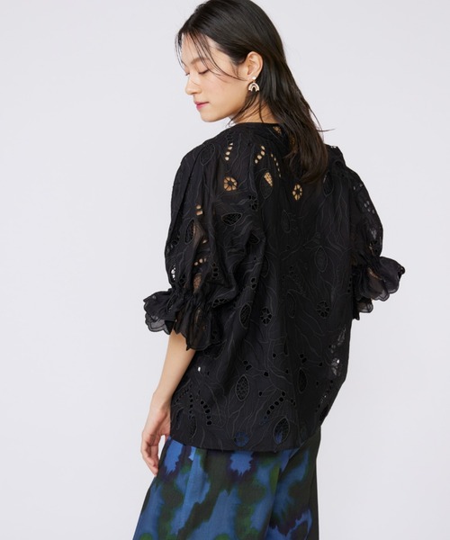 INED(イネド)の「トルコレースブラウス《la veille by SUPERIOR CLOSET》(シャツ/ブラウス・レディース・ブラック/オフホワイト・9号)」の13枚目の写真