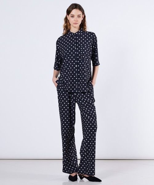 DOUBLE STANDARD CLOTHING(ダブルスタンダードクロージング)の「ウェーブロンダブルデンビープリントパンツ(その他パンツ・レディース・サックスブルー/ブラック・38/36)」の19枚目の写真