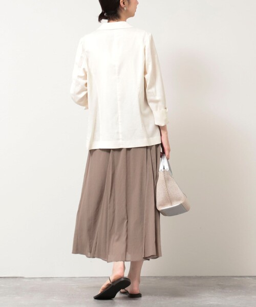 MICO COULIER（ミコクリエ）の「イージーケアリネンジャケット（テーラードジャケット・レディース・ネイビー/ベージュ/キナリ・38）」の8枚目の写真