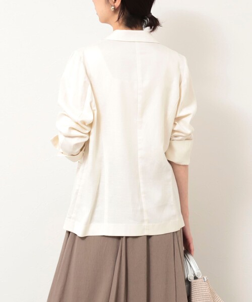 MICO COULIER（ミコクリエ）の「イージーケアリネンジャケット（テーラードジャケット・レディース・ネイビー/ベージュ/キナリ・38）」の9枚目の写真