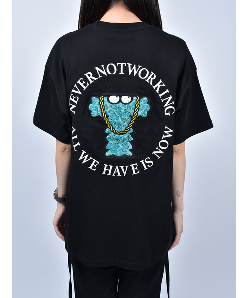 Import & Select(インポートアンドセレクト)の「【Nevernotworking】モンスターバック刺繍BIGTEE ビッグシルエットショートスリーブT 半袖Tシャツ(Tシャツ/カットソー・メンズ・ブラック/ホワイト・3/2)」の2枚目の写真