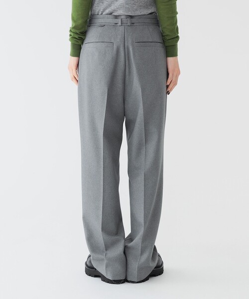 maturely（マチュアリー）の「【1/15再値下げ】maturely / リサイクル ポリエステル ベルト アレンジ パンツ（スラックス・レディース・ブラウン/グレー・1/0）」の7枚目の写真