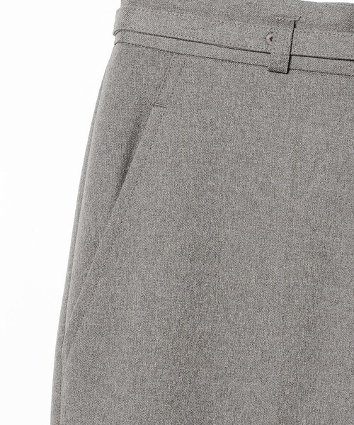 maturely（マチュアリー）の「【1/15再値下げ】maturely / リサイクル ポリエステル ベルト アレンジ パンツ（スラックス・レディース・ブラウン/グレー・1/0）」の16枚目の写真