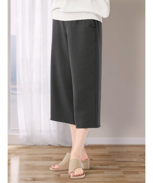 m.f.editorial（エムエフエディトリアル）の「【マシンウォッシャブル】m.f.エディトリアル レディース 麻調合繊 ボタン付き クロップドパンツ(セットアップ可能）（チノパンツ・レディース・ライトグレー/ベージュ/ネイビー/ブルー・MEDIUM/LARGE）」の2枚目の写真