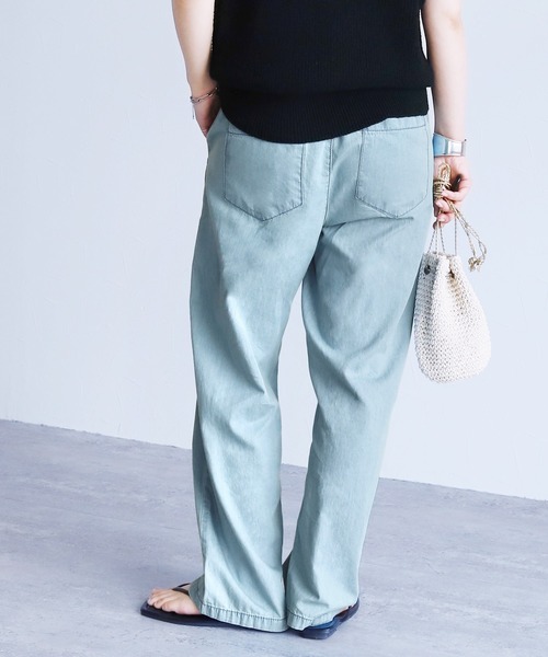 reca（レカ）の「エアリーデニム イージーパンツ（デニムパンツ・レディース・ライトブルー/ネイビー・M/L）」の7枚目の写真