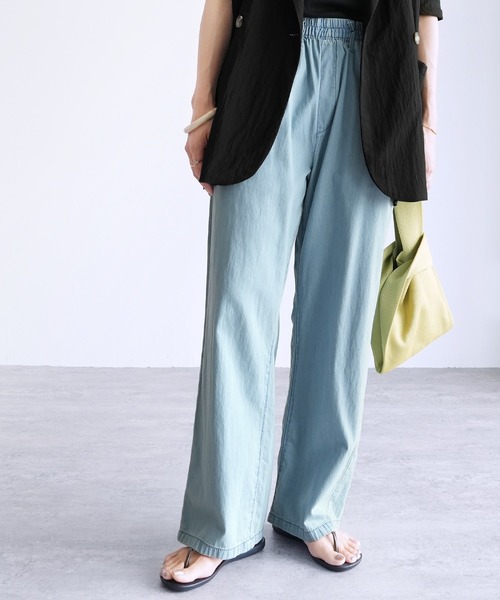 reca（レカ）の「エアリーデニム イージーパンツ（デニムパンツ・レディース・ライトブルー/ネイビー・M/L）」の4枚目の写真