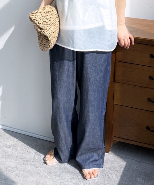 reca(レカ)の「エアリーデニム イージーパンツ(デニムパンツ・レディース・ライトブルー/ネイビー・M/L)」の10枚目の写真