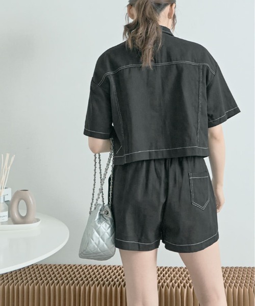 kirakiraShop(キラキラショップ)の「ステッチ 半袖 シャツ ジャケット+ショートパンツ セットアップ(セットアップ・レディース・ブラック/カーキ/アイボリー・FREE)」の6枚目の写真