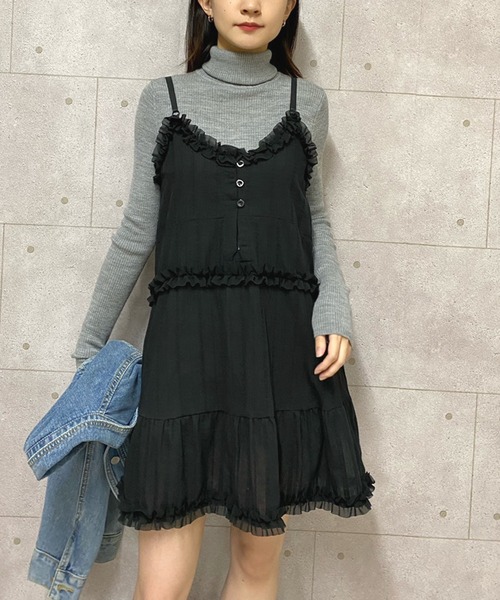 NANEA(ナネア)の「前後2WAYフリルキャミソールワンピース(ワンピース・レディース・ホワイト/ブラック・フリー)」の14枚目の写真