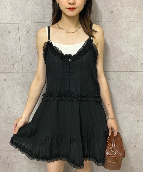 NANEA(ナネア)の「前後2WAYフリルキャミソールワンピース(ワンピース・レディース・ホワイト/ブラック・フリー)」の21枚目の写真