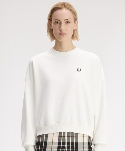 FRED PERRY(フレッドペリー)の「Tipped Sweatshirt/ティップラインスウェットシャツ(スウェット・レディース・ホワイト/ダークベージュ/ブラック/ブルー/ベージュ/ネイビー/ダークグリーン/ピンク・10)」の14枚目の写真
