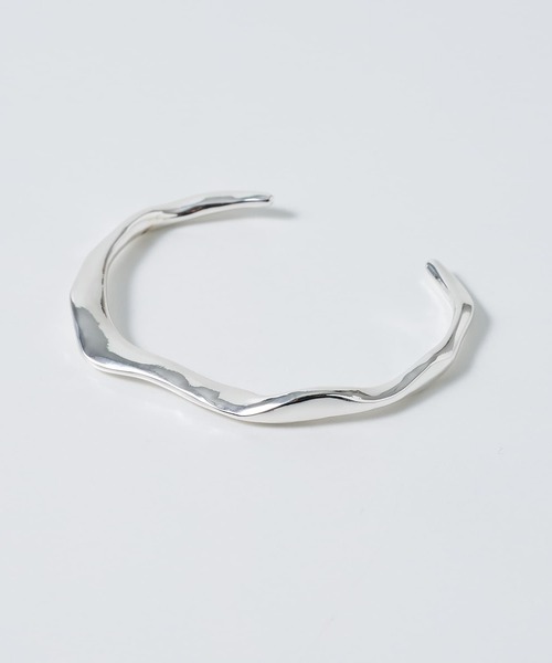 collex(コレックス)の「【dignif】【金属アレルギー対応】ユラギウェーブバングル(バングル/リストバンド・レディース・ゴールド/シルバー・フリー)」の14枚目の写真