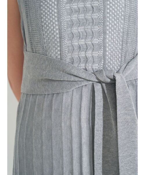 LAGUNAMOON(ラグナムーン)の「ストライプメッシュニットワンピース(ワンピース・レディース・グレー/アイボリー/ブラウン・SMALL/MEDIUM)」の16枚目の写真