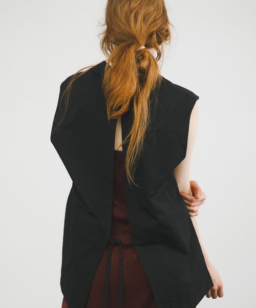 no sleeve slit jacket（その他アウター）｜LAATO（ラート）の