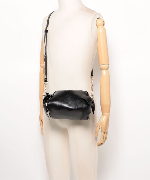 JILL STUART（ジルスチュアート）の「JILL STUART(ジル スチュアート)　ペコット　ショルダー（ショルダーバッグ・レディース・アイボリー/ブラック/キャメル/ピンク・FREE）」の11枚目の写真