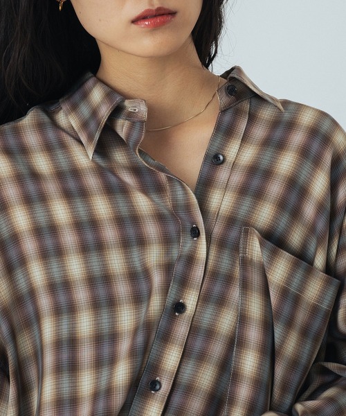 ROSE BUD(ローズバッド)の「(mici)ASYMMETRY SHIRT(シャツ/ブラウス・レディース・ベージュ/グリーン・ONE SIZE)」の5枚目の写真