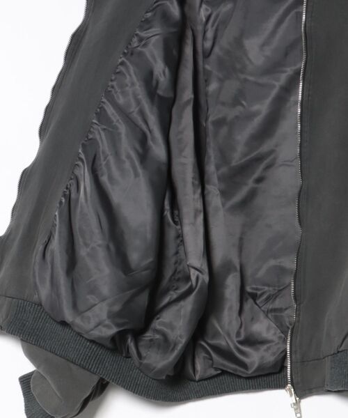 Figments（フィグメンツ）の「ツイルフードボンバージャケット（ブルゾン・レディース・チャコールグレー・FREE）」の3枚目の写真