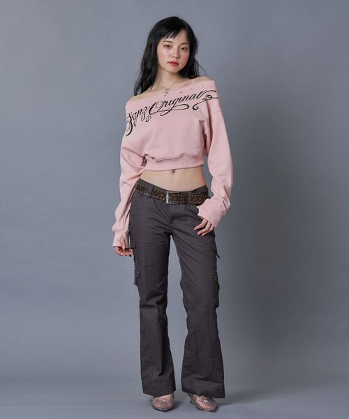 SEQUENZ(シークエンズ)の「※WEB限定 / ワンショルダー / レディーススタッズ短丈スウェット /sqnz star shoulder sweat ladies(スウェット・レディース・その他1/ピンク/グレー・FREE)」の6枚目の写真