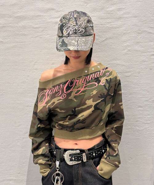 SEQUENZ(シークエンズ)の「※WEB限定 / ワンショルダー / レディーススタッズ短丈スウェット /sqnz star shoulder sweat ladies(スウェット・レディース・その他1/ピンク/グレー・FREE)」の19枚目の写真